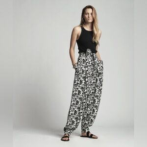 Polo Ralph Lauren Floral Pants Size 2 Black & White